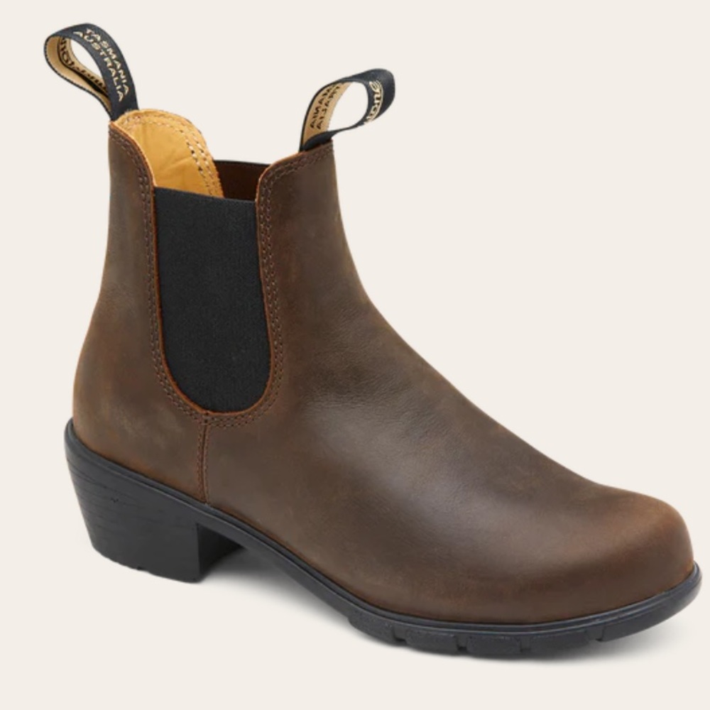 Brand new Blundstone Chelsea Boots! US Size 8.5 and AU Size 5.5.